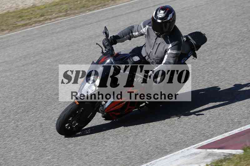 /01 02.04.2026 MAZ ADR/Gruppe rot/ohne